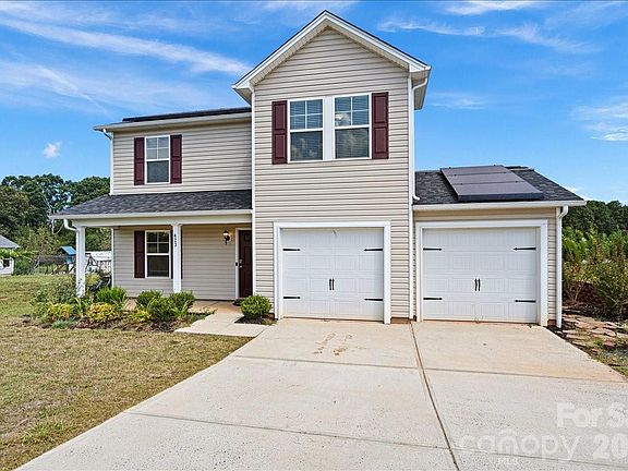 2nd image of 423 Webb Rd