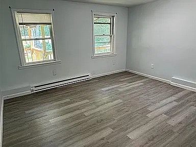 4th image of 328 Stone Schoolhouse Rd #O