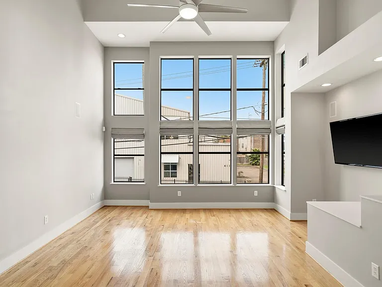 1035 Bonner St #1035 — Photo 6