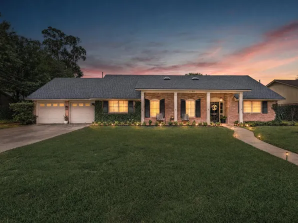 1790 Rikisha Ln, Beaumont, TX 77706