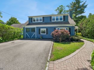 150 West End Place, Cranford Twp., NJ 07016