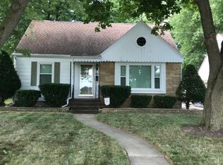 1003 Academy St, Dixon, IL 61021