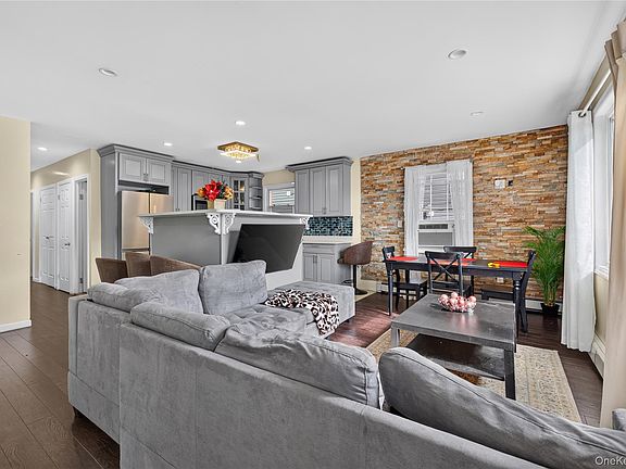 2nd image of 14330 185th Street