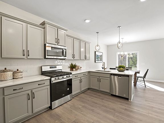 4th image of 489 Curling Creek Dr #78