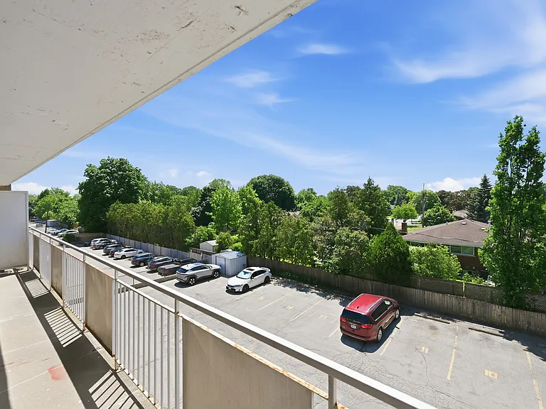 1200 Fennell Ave E — Photo 7