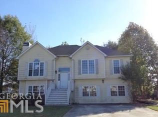 1429 Trafalgar Ct, Hampton, GA 30228
