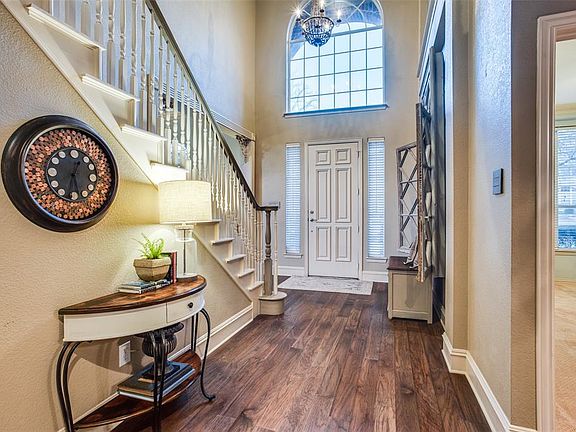 5th image of 5708 Sweetbriar Dr