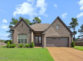 10346 Hillman Cv, Olive Branch, MS 38654