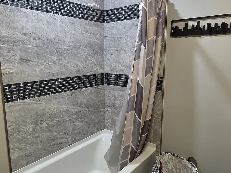 304 Hunting Hill Dr — Photo 24