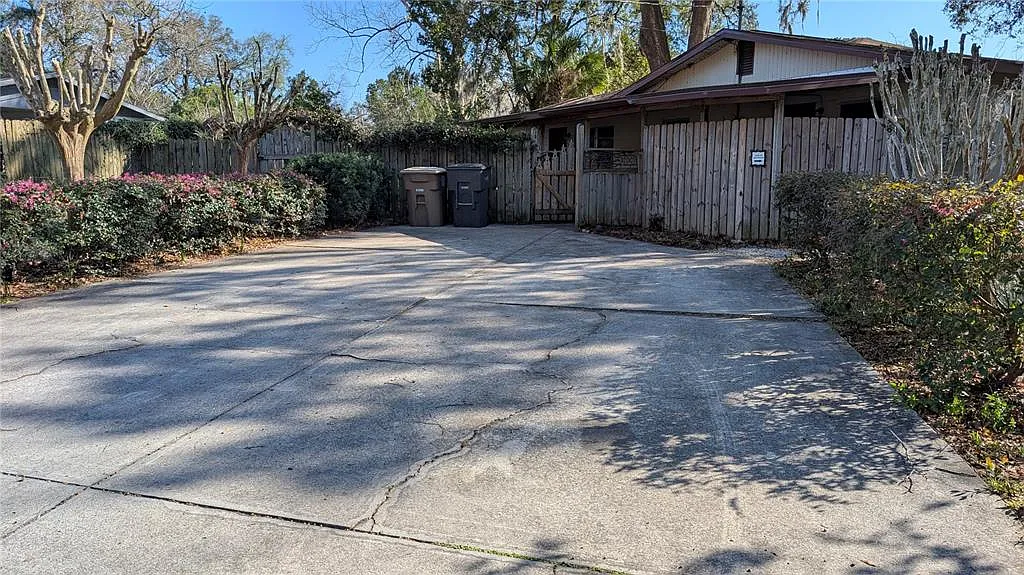 3 bed, 2.0 bath, 1788 sqft, $1,650 — Photo 3