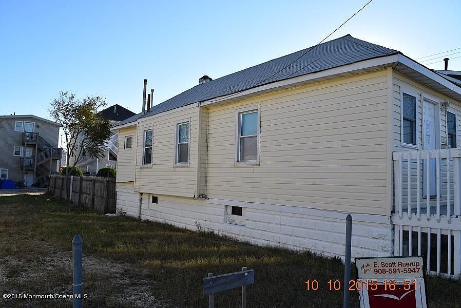 131 Franklin Ave, Seaside Heights, NJ 08751 | Zillow