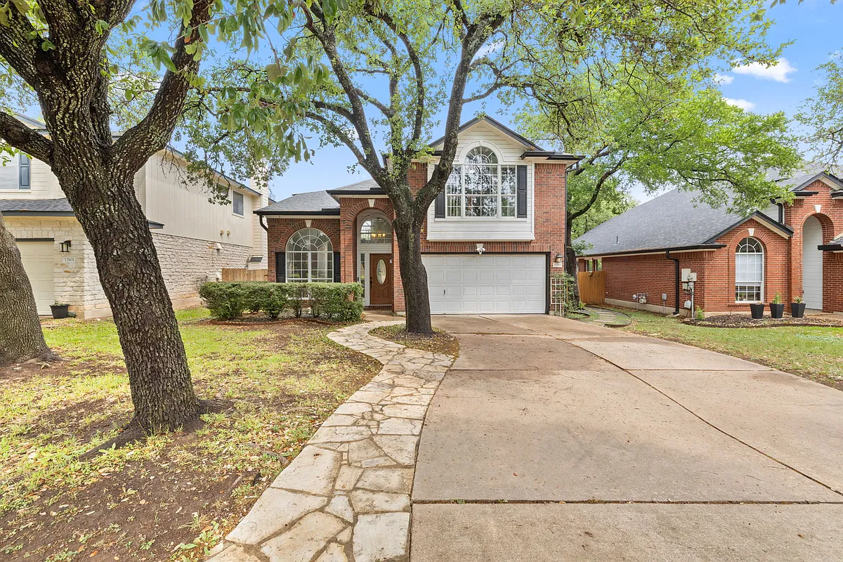 Building Photo - 12761 Council Bluff Dr