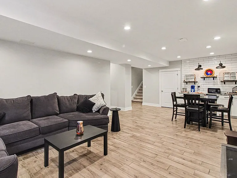 3906 Hillside Dr — Photo 21