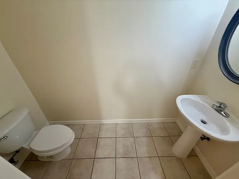 223 Johnson Ct — Photo 13