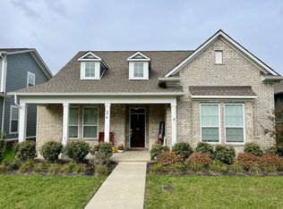 176 Ashington Cir, Hendersonville, TN 37075