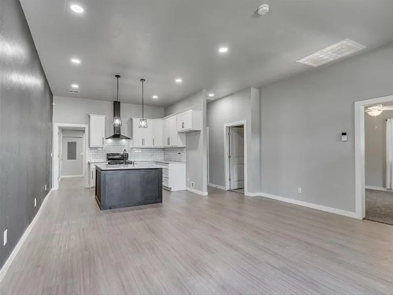 410 S 7th St — Photo 1