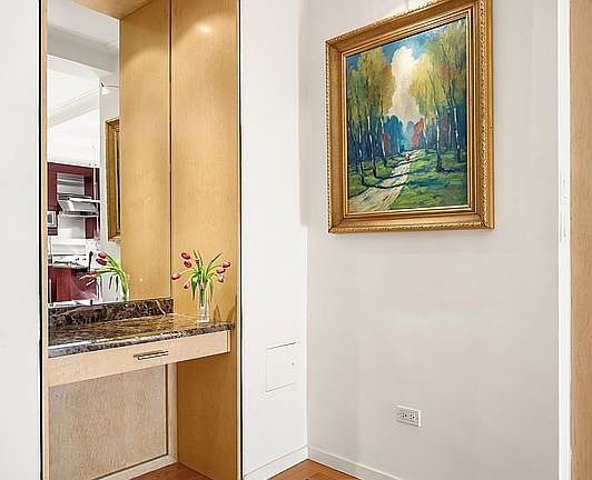 2nd image of 7 Park Ave APT 12B