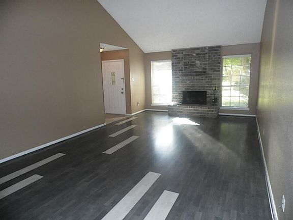 5th image of 7911 Birchbark Dr