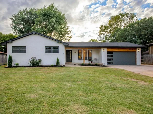 307 N Mimosa Dr, Haysville, KS 67060