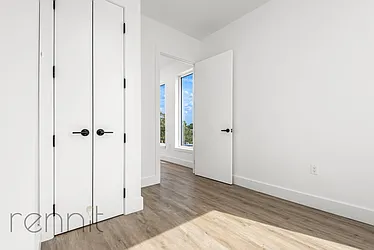 Rented by Rennit Inc.