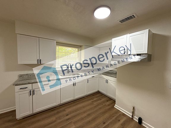 4th image of 2309 Ginny Ave