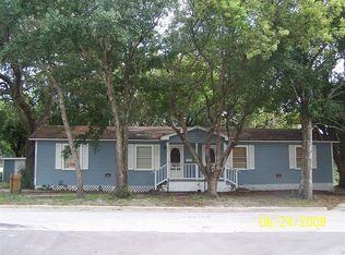 204 E 24th St, Sanford, FL 32771