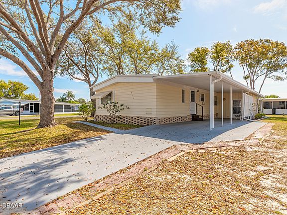 3rd image of 317 Lakeview Dr