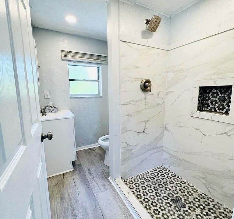 1st image of 1410 38th Ave N APT 2