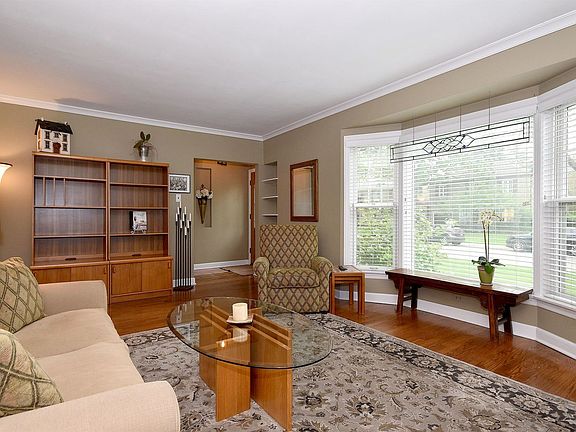 3rd image of 1824 N 78th Ct