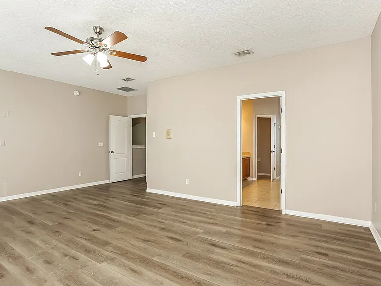 703 Red Cedar Ct — Photo 13