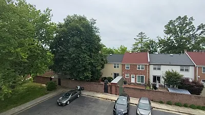 8424 Grenoble Ct — Photo 10
