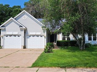 4518 Clover Dr, Eau Claire, WI 54701