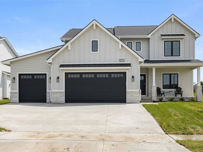 1252 S Radley St, West Des Moines, IA, 50266
