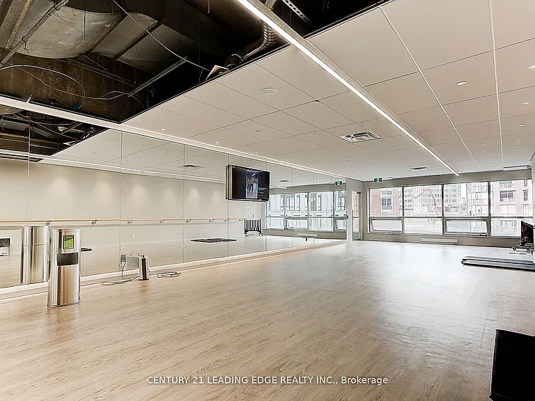 1001 Bay St #514 — Photo 45