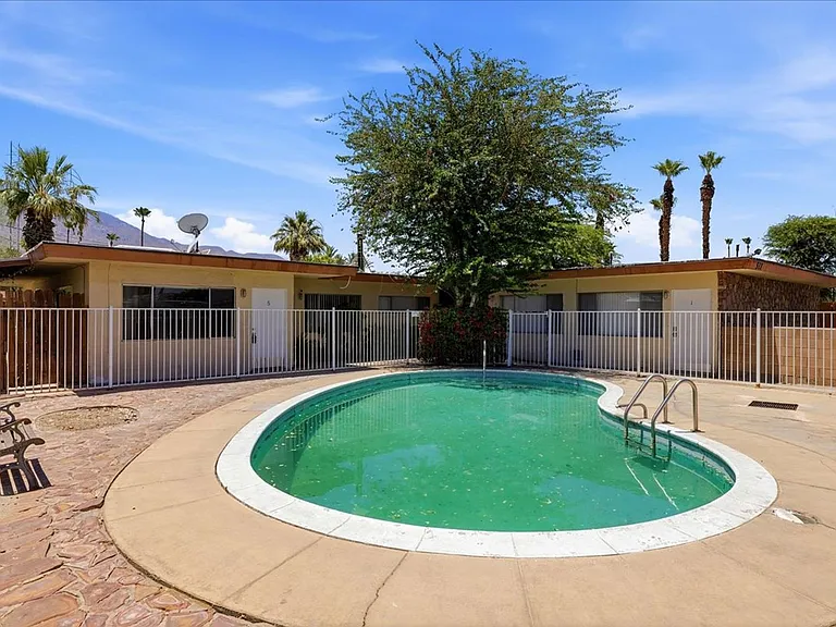 511 S. Desert View Drive — Photo 25