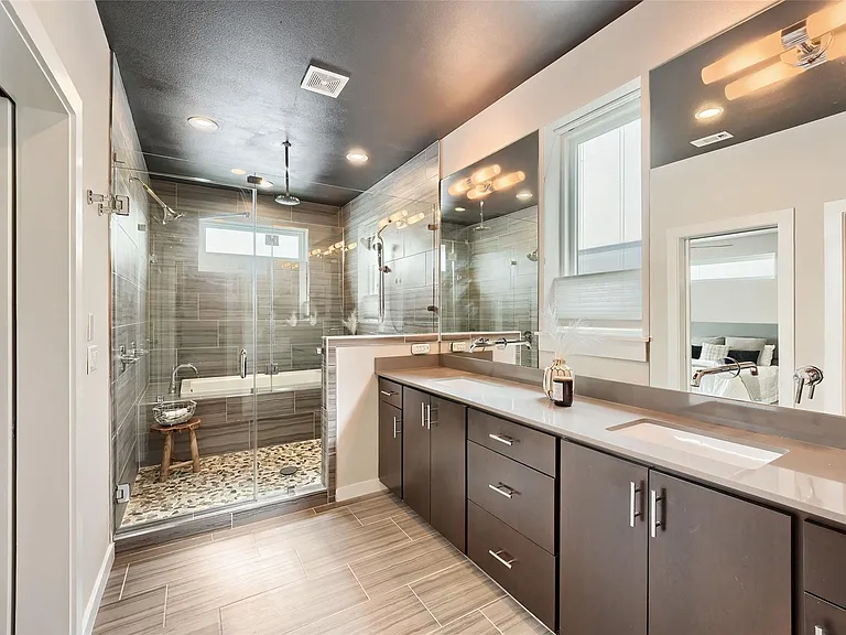2301 Bluebonnet Ln #4 — Photo 21
