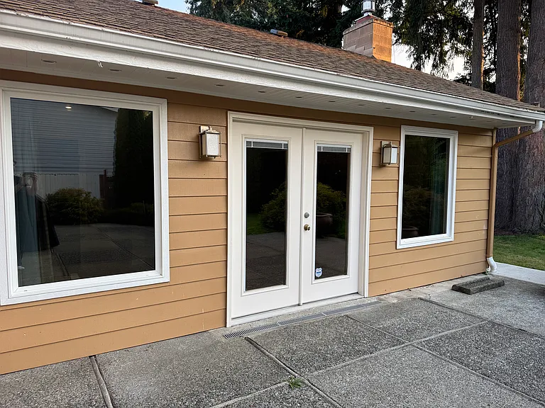 145th Pl NE — Photo 8