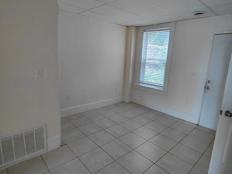 21 Morris St #A — Photo 14