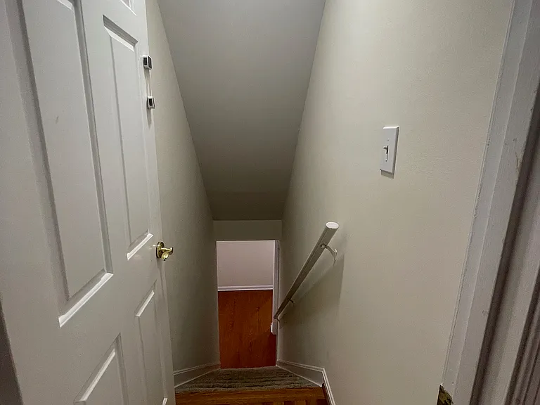 9025 Streamview Ln — Photo 8
