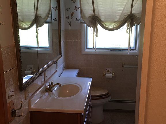 3rd image of 343 North 1st St