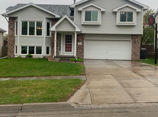 815 Mary Ct, Lincoln, NE 68522