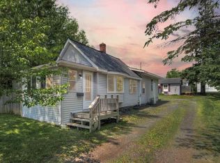 213 6th St, Proctor, MN 55810