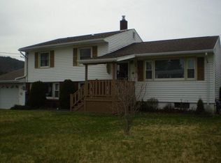27 Crestview Dr W, Pine City, NY