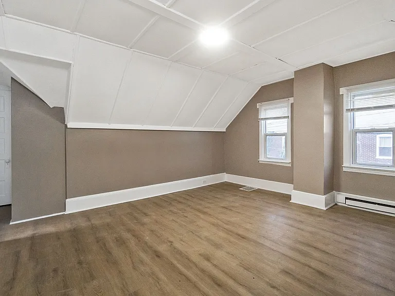 301 W Wilkes Barre St — Photo 21