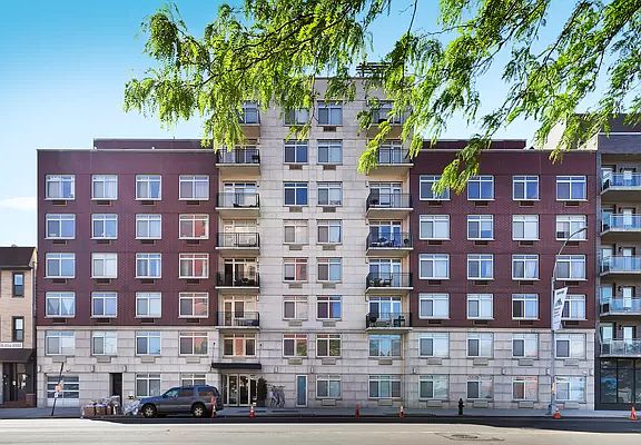5th image of 3050 21st St APT 3J