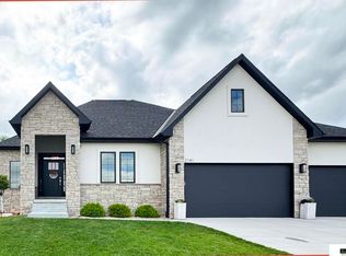 2141 Big Timber Rd, Lincoln, NE 68520