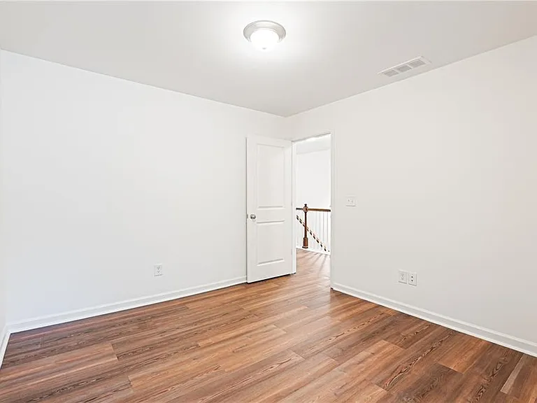 1878 Plainsboro Dr — Photo 14