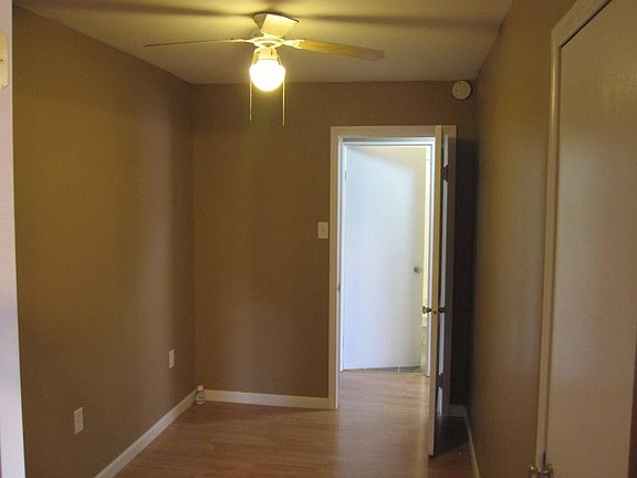 5th image of 2609 Sibley Ave