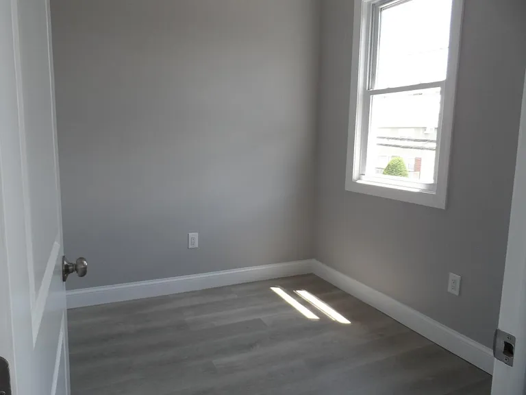 209 Avenue F #1 — Photo 13