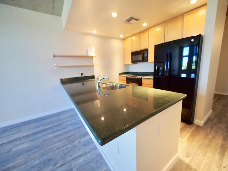 275 S Harrison St #505 — Photo 13